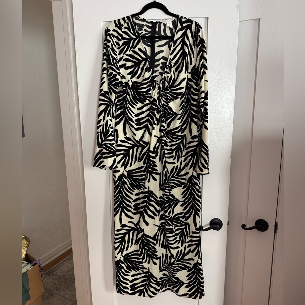 H&M Monochrome Leaf Pattern Jumpsuit